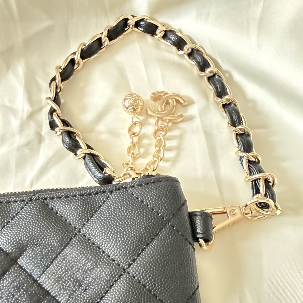 Source Unknown Heavy Chunky Black Wristlet with Gold accents New
